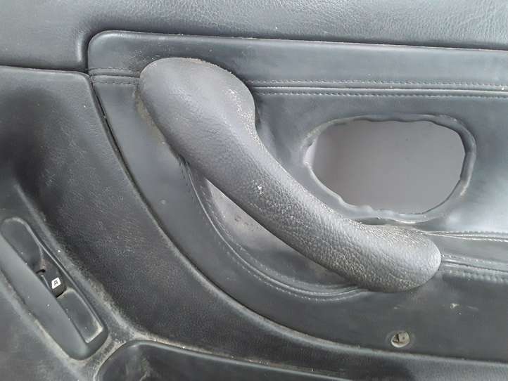 Peugeot 406 (1999 - 2006)   Обшивка передней двери