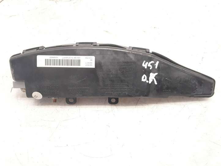 Peugeot 406 (1999 - 2006)  18J0249000 Подушка безопастности сиденья