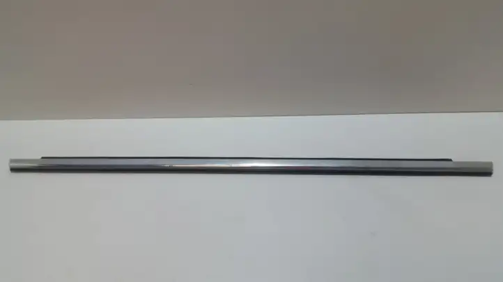 Audi A4 S4 B7 8E 8H (2004 - 2009) 8E0853763G Молдинги задней двери — фото 1