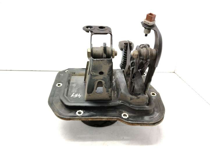 Peugeot 406 (1999 - 2006)  96334201A Педаль