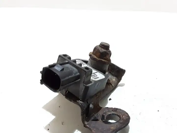 Toyota Avensis T250 (2003 - 2006) 8917405010 Датчик удара SRS — фото 2
