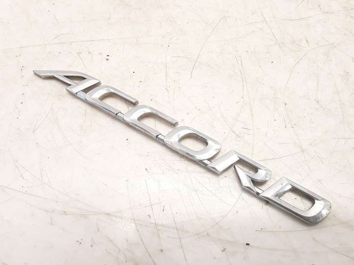 Honda Accord (2003 - 2007)   Значок производителя / буквы модели