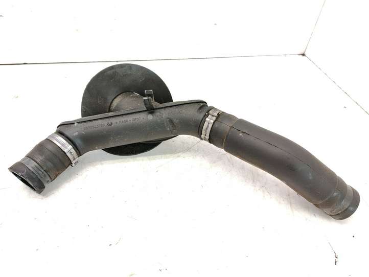 Citroen Xsara Picasso (1999 - 2012)  9638323780 Патрубок маслозаливной горловины
