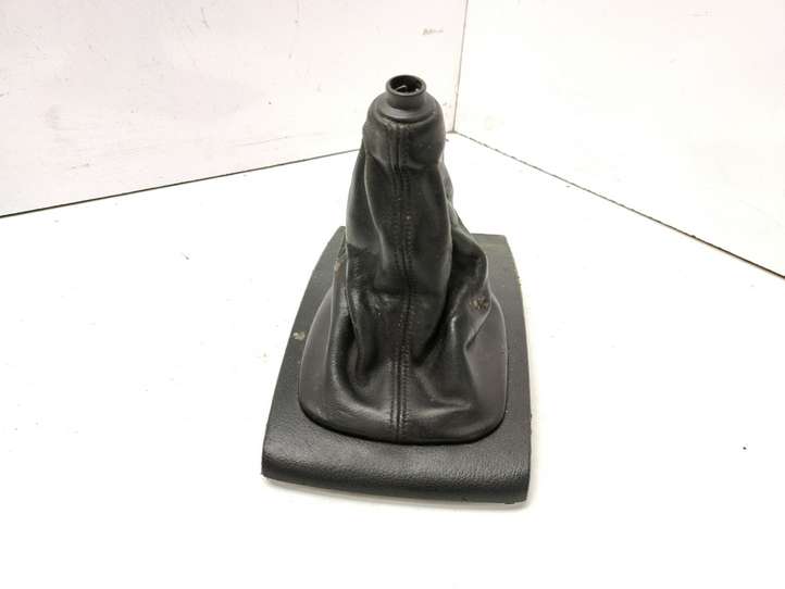 Audi A6 (2001 - 2004)  4B0864261AD Отделка рычага переключения передач (кожа, головка)