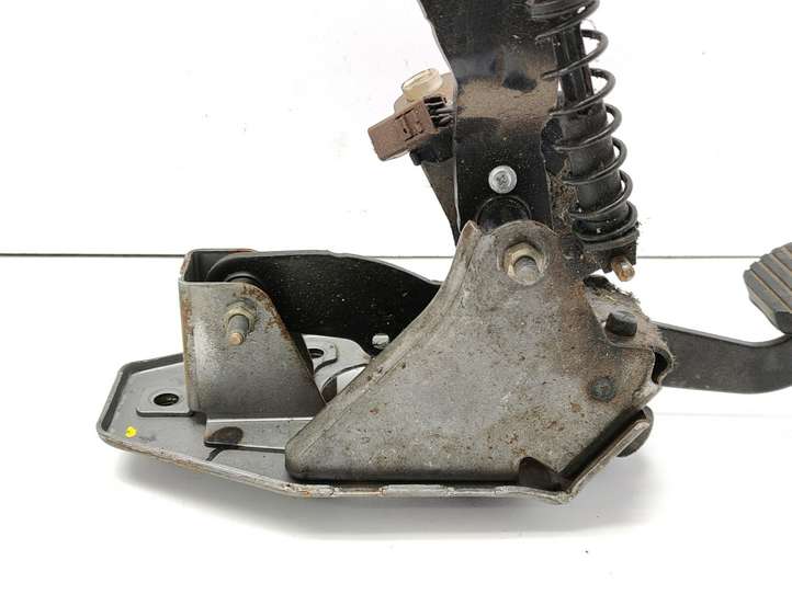 Citroen Xsara Picasso (1999 - 2012)  9639846280 Педаль