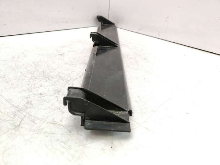 Audi A6 (2001 - 2004)  4B0121292B Отделка радиаторов