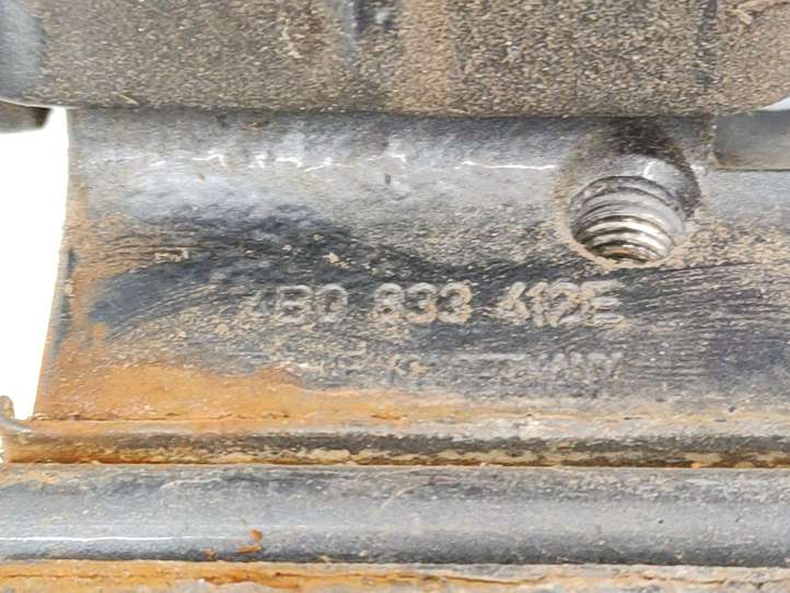 Audi A6 (2001 - 2004)  4B0833412E  Комплект петель задней двери