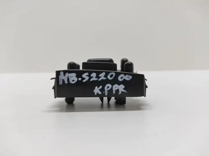 Mercedes-Benz S W220 (1998 - 2006) 2208211551 Блок кнопок стеклоподъемников — фото 2