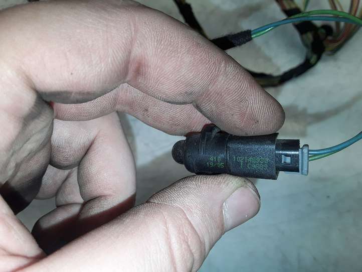 Citroen C4 (2004 - 2008)  102148930 Другой проводник