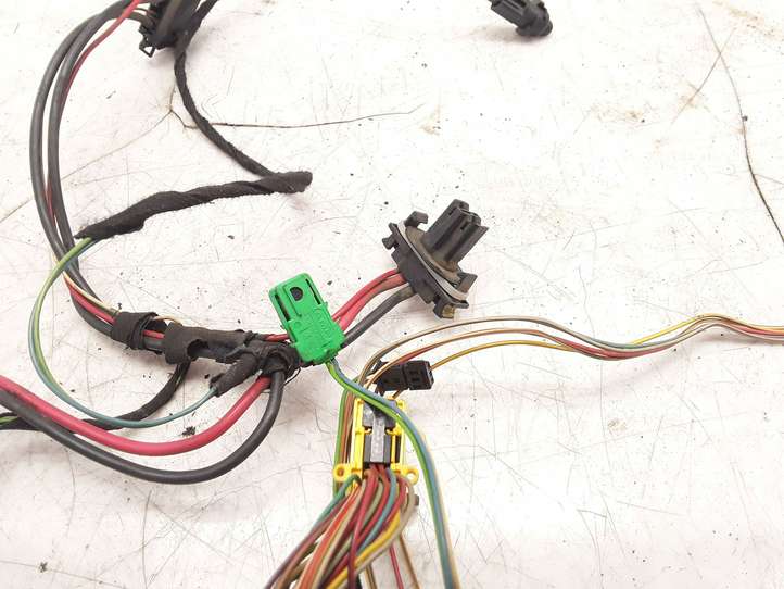 Citroen C4 (2004 - 2008)  102148930 Другой проводник