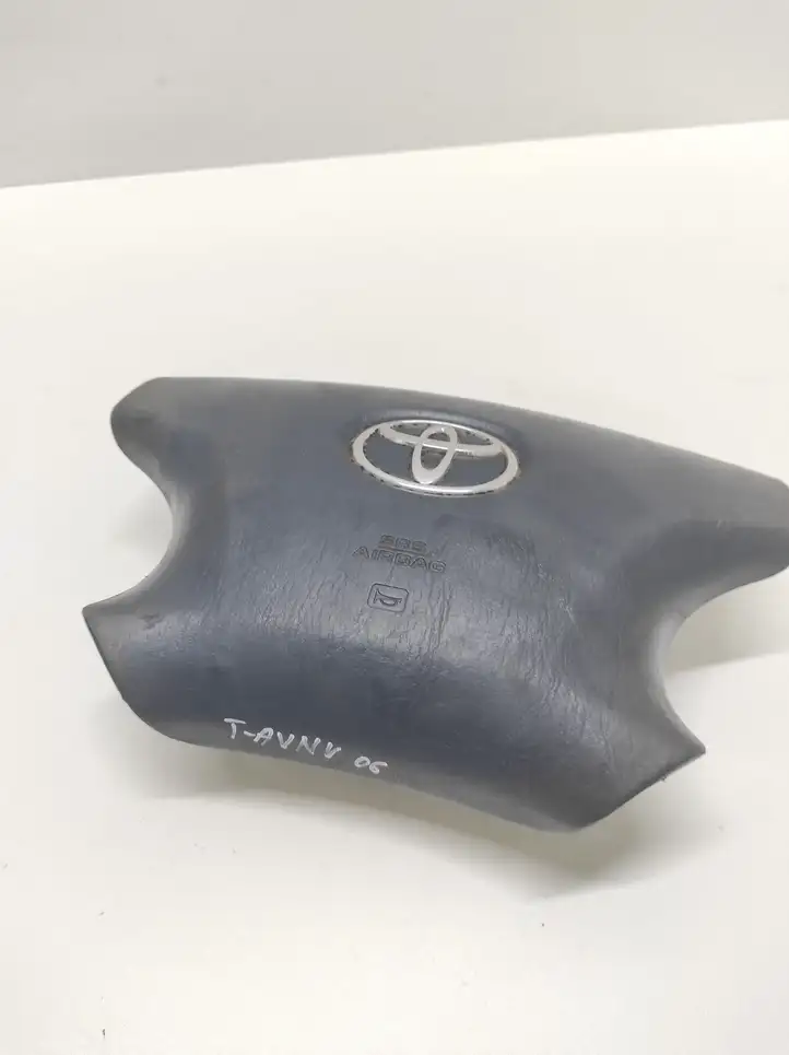 Toyota Avensis Verso (2001 - 2004) E2UA2334527 Подушка безопасности руля — фото 1