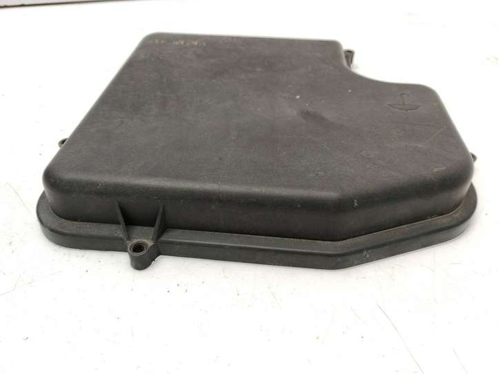 Audi A6 (2001 - 2004)  4B1907613 Крышка ящика предохранителей