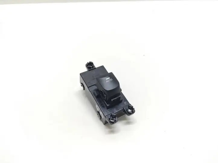 Hyundai i30 (2007 - 2012) 49D5101110 Кнопка стеклоподъемников — фото 1