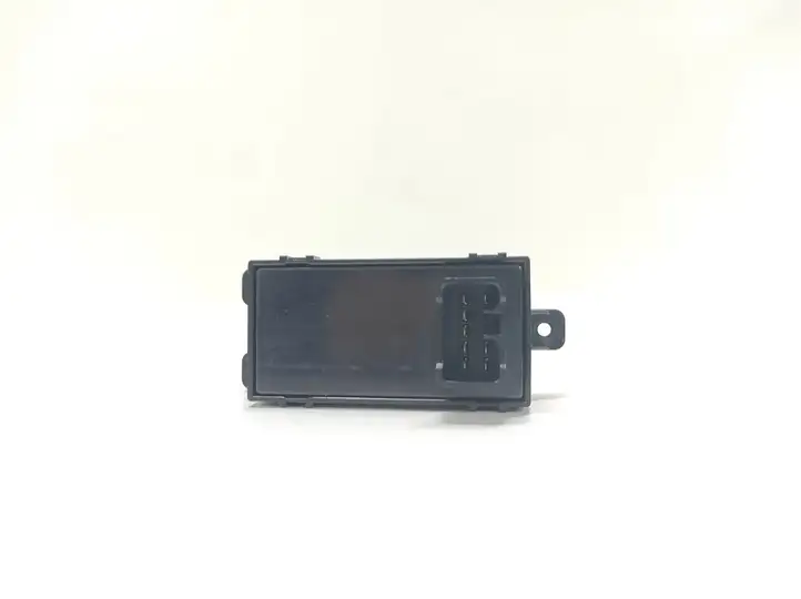 Hyundai i30 (2007 - 2012) 49D5101110 Кнопка стеклоподъемников — фото 3