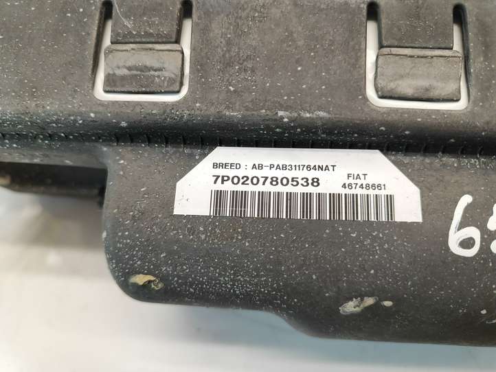 Alfa Romeo 147 (2000 - 2004)  46748661 Подушка безопастности пассажира