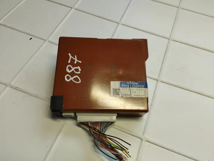 Lexus IS 220 (2005 - 2010)  8865053072 Модуль блока управления кондиционером