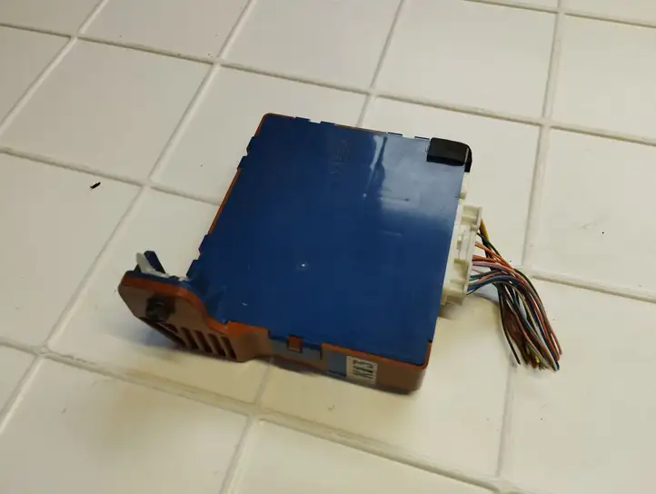 Lexus IS 220 (2005 - 2010)  8865053072 Модуль блока управления кондиционером