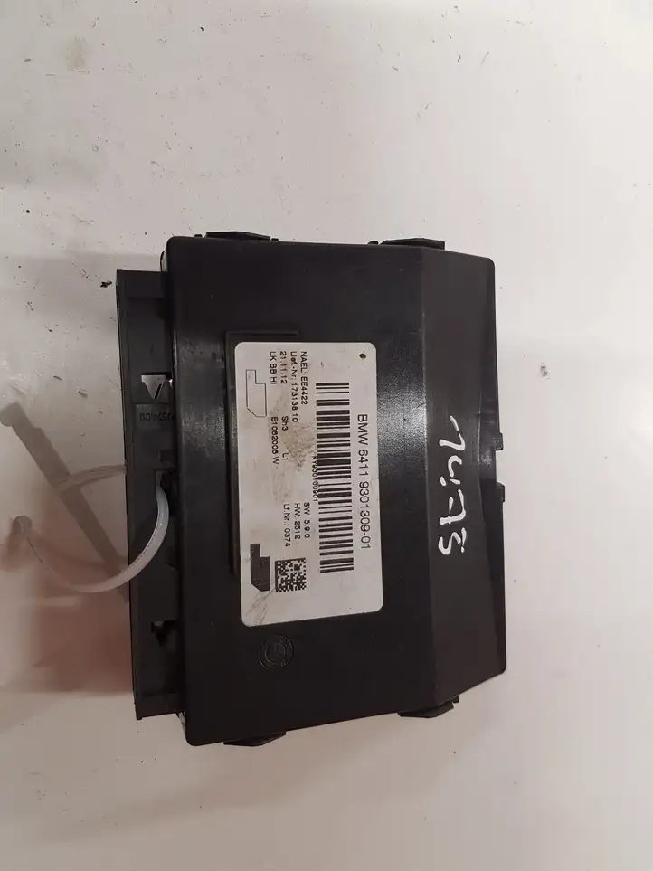 BMW 3 F30 F35 F31 (2012 - 2018) 930130901 Модуль управления кондиционером — фото 1