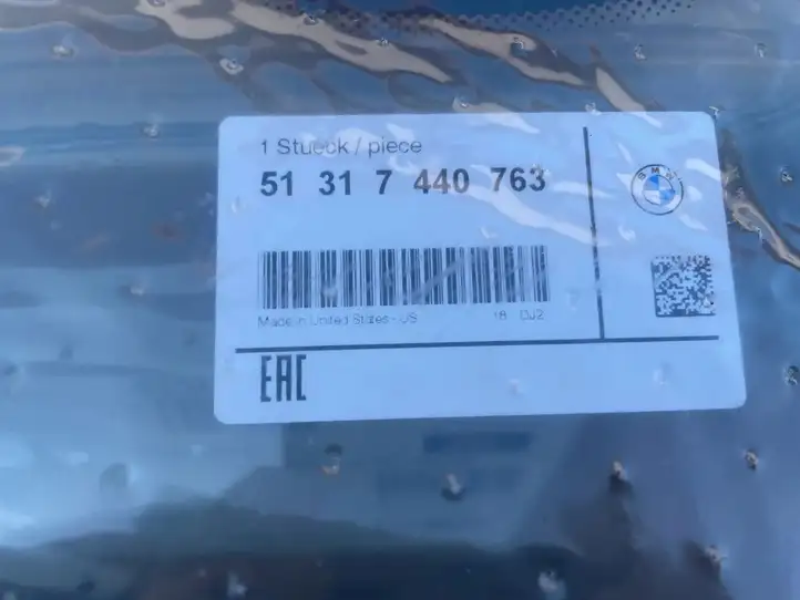 BMW X7 G07 (2018 - )  7440763 Переднее стекло