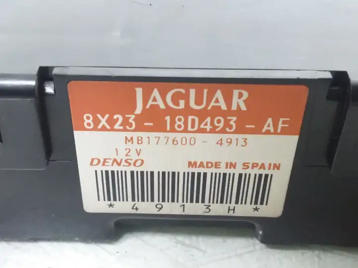 Jaguar XF X250 (2007 - 2015) 8X2318D493AF Модуль управления кондиционером — фото 3