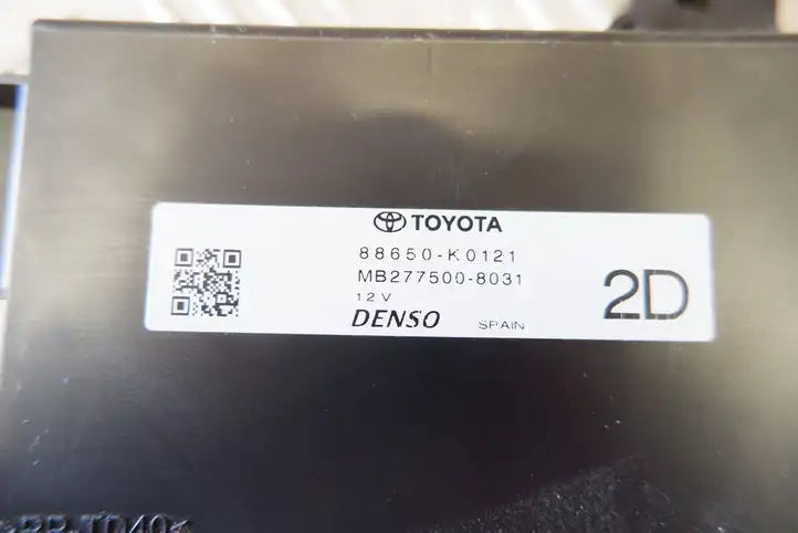 Toyota Yaris Cross (2020 - ) 88650K0121 Модуль управления кондиционером — фото 4