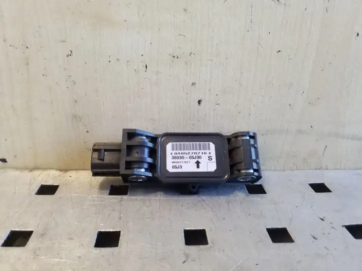 Suzuki Grand Vitara II (2008 - 2012) 3893065J30 Датчик удара SRS — фото 1