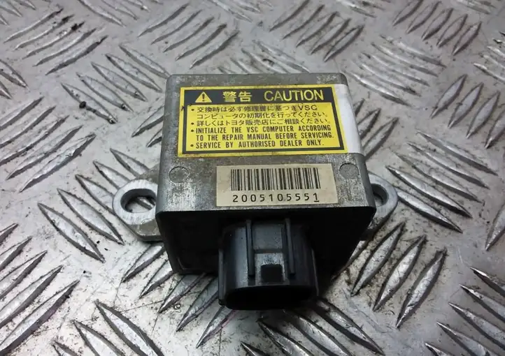 Toyota Previa (XR30, XR40) II (2000 - 2006)   Датчик удара надувных подушек