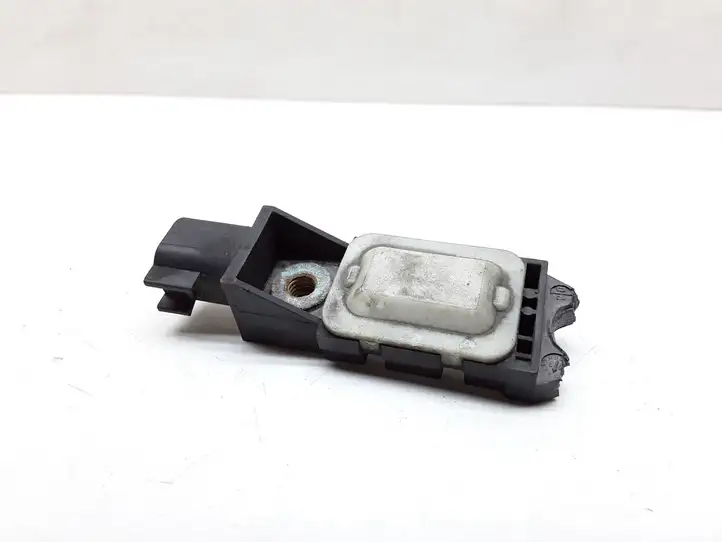 Volvo XC90 (2002 - 2006)  8697422 Датчик удара надувных подушек