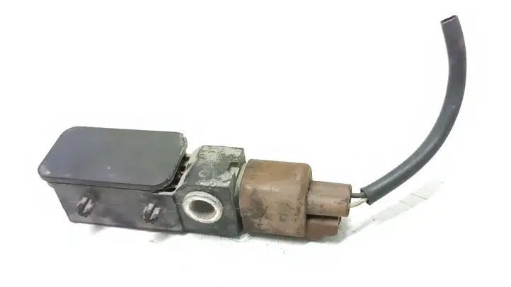 Ford Mondeo Mk III (2000 - 2007) 1S7T14B342AF Датчик удара SRS — фото 2