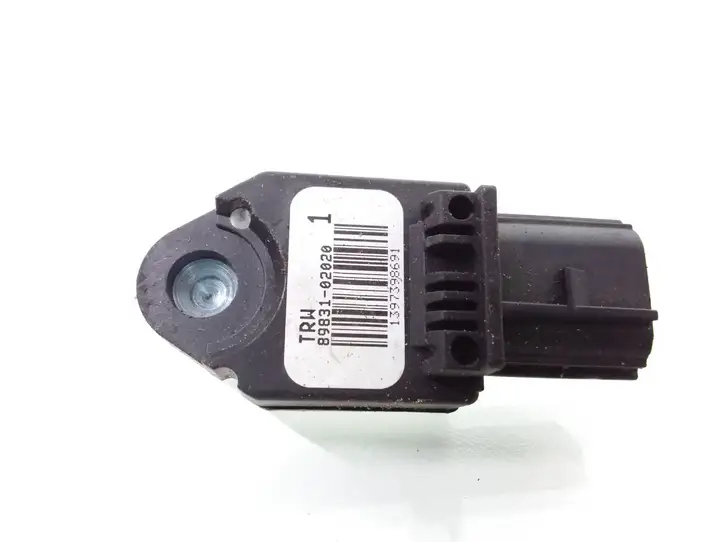 Toyota Corolla Verso E121 (2004 - 2007) 8983102020 Датчик удара SRS — фото 1
