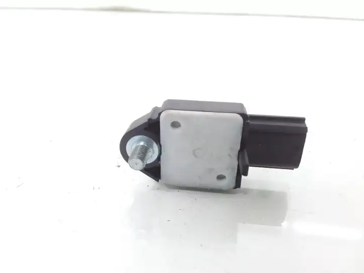 Toyota Corolla Verso E121 (2004 - 2007) 8983102020 Датчик удара SRS — фото 2