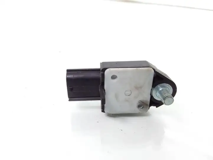 Toyota Corolla Verso E121 (2004 - 2007) 8983102020 Датчик удара SRS — фото 2