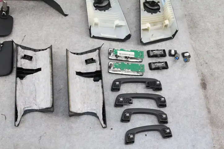 BMW X3 F25 (2010 - 2017) 8062217 Комплект потолочных ручек — фото 10