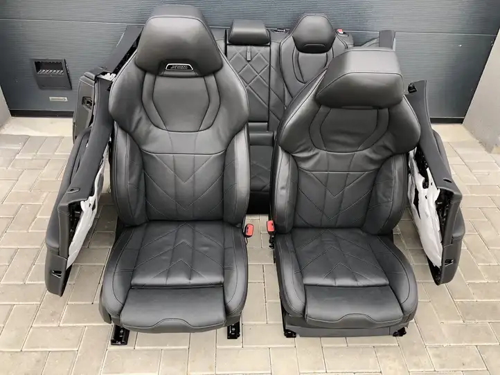BMW XM (2022 - ) Комплект салона — фото 1