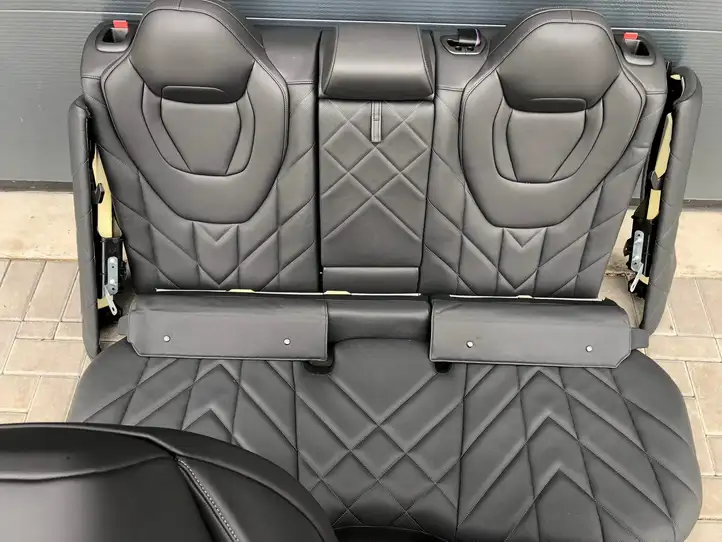 BMW XM (2022 - ) Комплект салона — фото 10