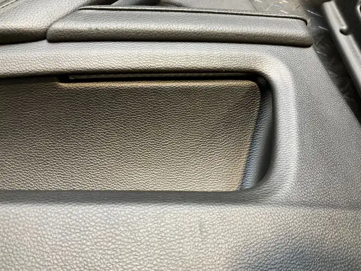 BMW 5 E60 E61 (2004 - 2010) Обшивка задней двери — фото 24