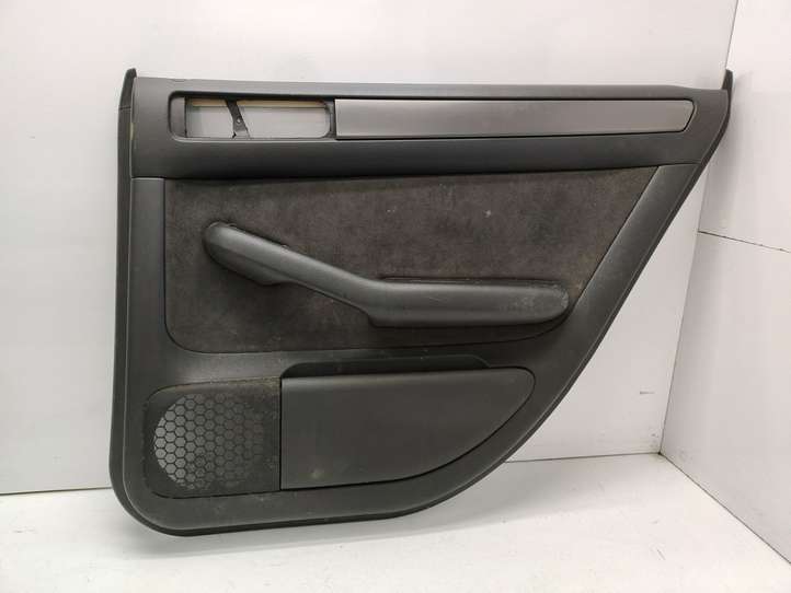 Audi A6 (2001 - 2004)  4B0867306 Обшивка задней двери