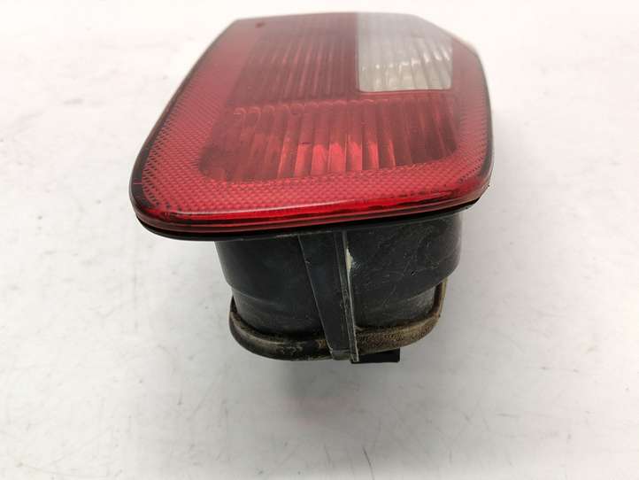 Renault Laguna (2001 - 2005)  8200002475 Задний фонарь в крышке багажника