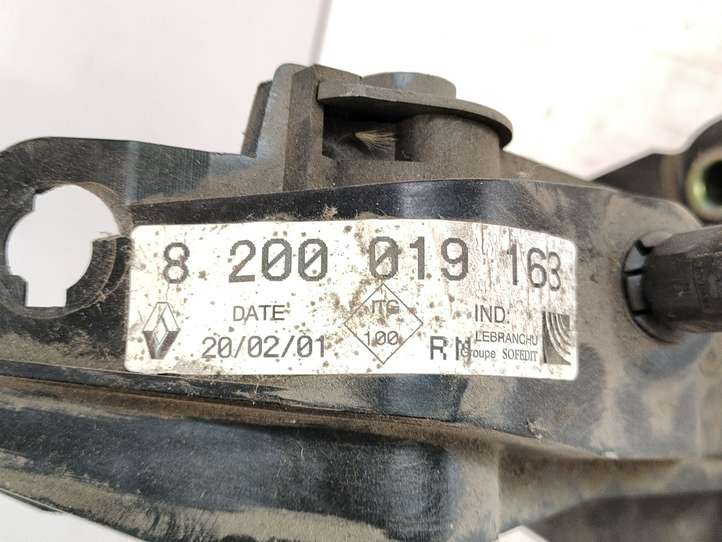 Renault Laguna (2001 - 2005)  8200019163 Педаль сцепления