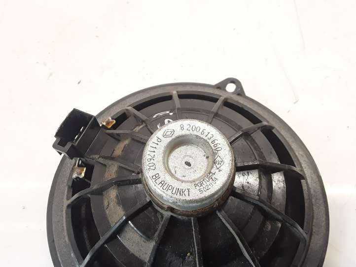 Renault Megane II (2006 - 2008)  8200613660 Громкоговоритель (громкоговорители) в задних дверях