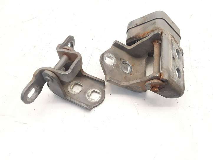 Renault Megane II (2006 - 2008)  029139F Комплект петель передней двери