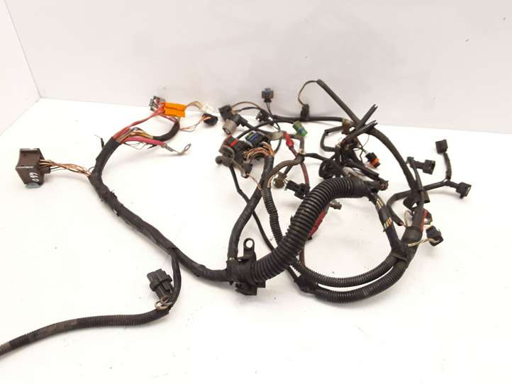 Renault Megane II (2006 - 2008)  8200553445 Проводка двигателя