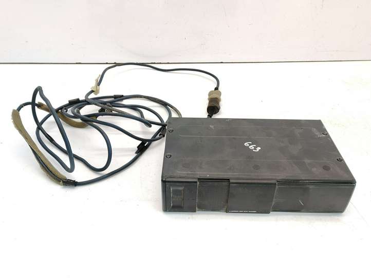 Honda Legend III KA9 (1996 - 2006)  39110SZ3W020 CD/DVD чейнджер