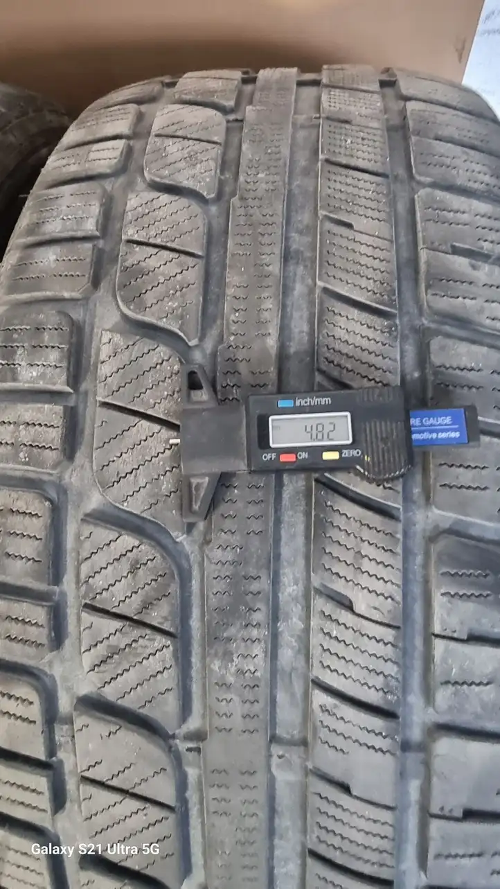 Audi Q7 4L (2009 - 2015) Зимняя шина R20 — фото 3