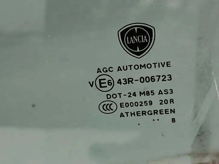 Lancia Delta (2008 - 2014) 43R006723 Стекло задней двери — фото 2