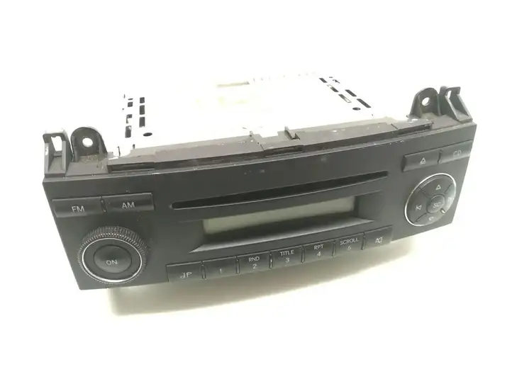 Volkswagen Crafter (2006 - 2016) A0048204086 Магнитола / мультимедийная система — фото 1