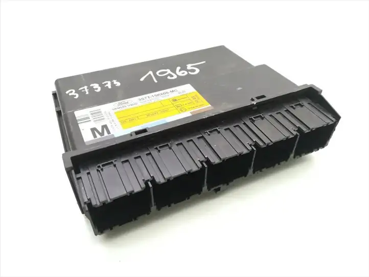 Ford Mondeo Mk III (2000 - 2007) 3S7T015K600-MC Модуль комфорта — фото 1