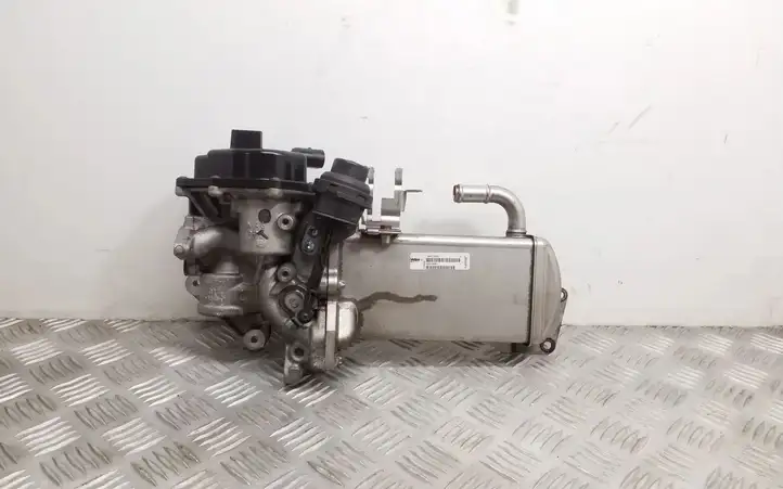 Audi A4 S4 B8 8K (2011 - 2015) 03L131512DN Охладитель клапана EGR — фото 1
