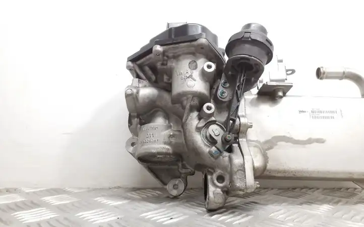 Audi A4 S4 B8 8K (2011 - 2015) 03L131512DN Охладитель клапана EGR — фото 2