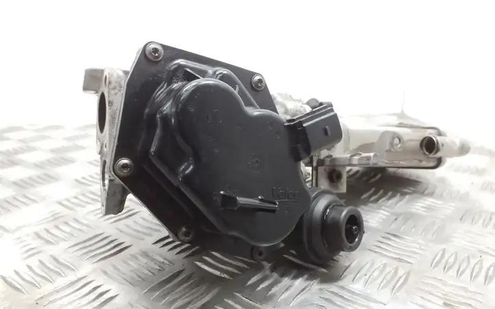 Audi A4 S4 B8 8K (2011 - 2015) 03L131512DN Охладитель клапана EGR — фото 9